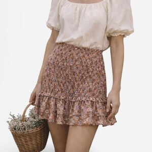 Veronica Beard Melodie Floral romantic Smocked Mini Skirt – Size 6